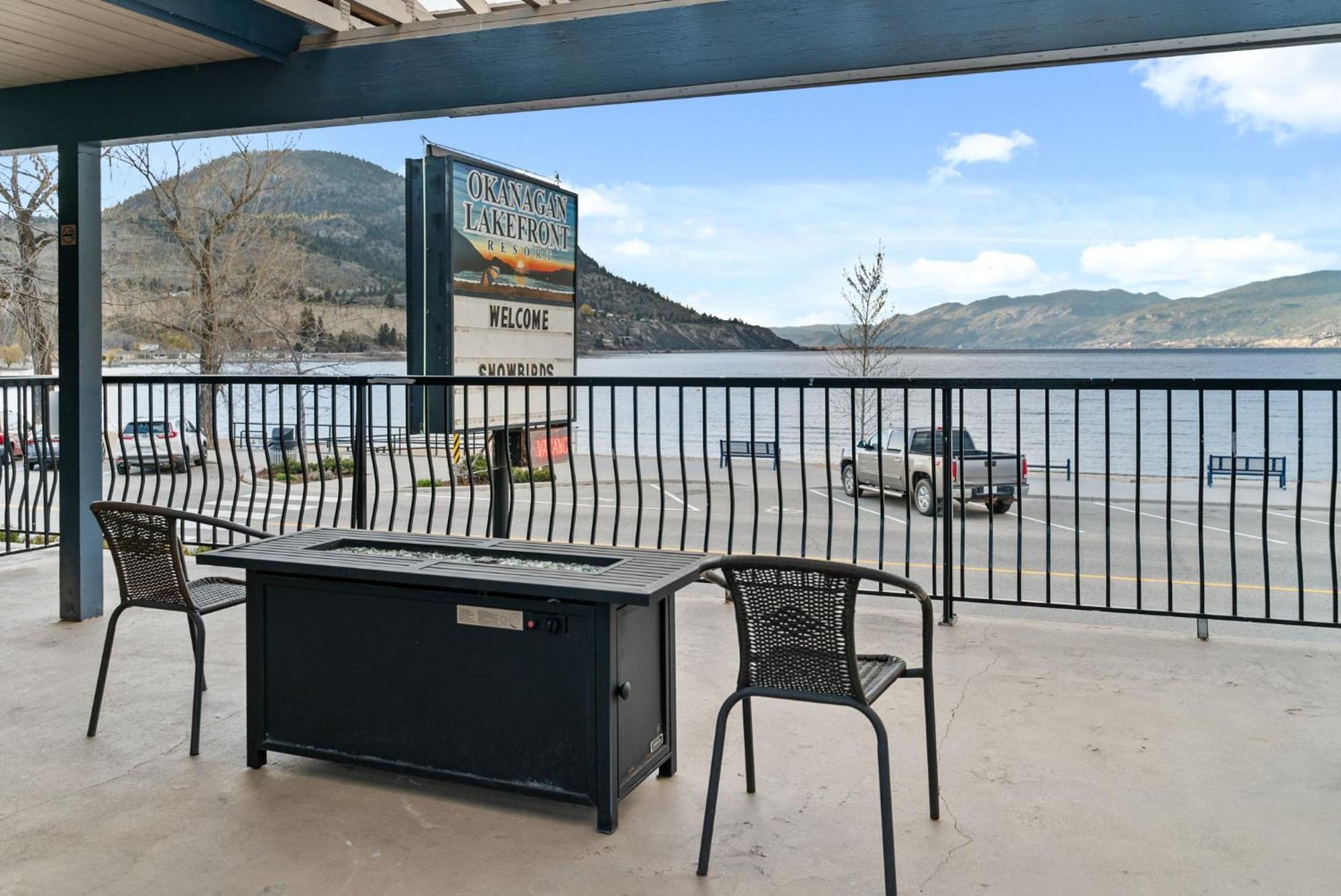 Okanagan Lakefront Resort Penticton Buitenkant foto
