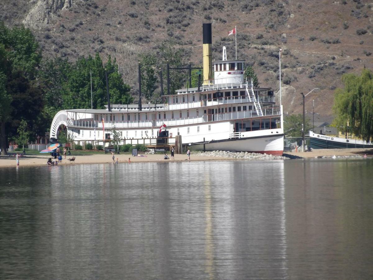 Okanagan Lakefront Resort Penticton Buitenkant foto
