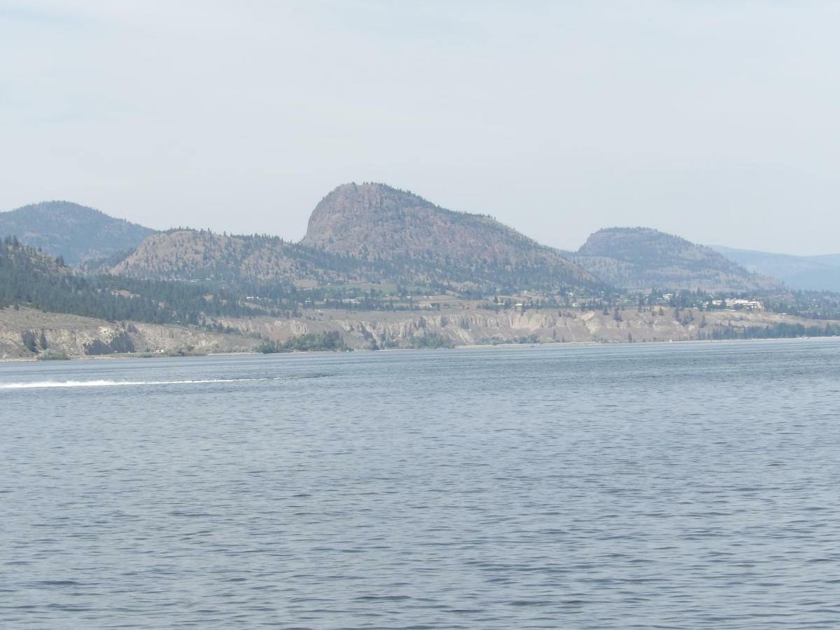 Okanagan Lakefront Resort Penticton Buitenkant foto